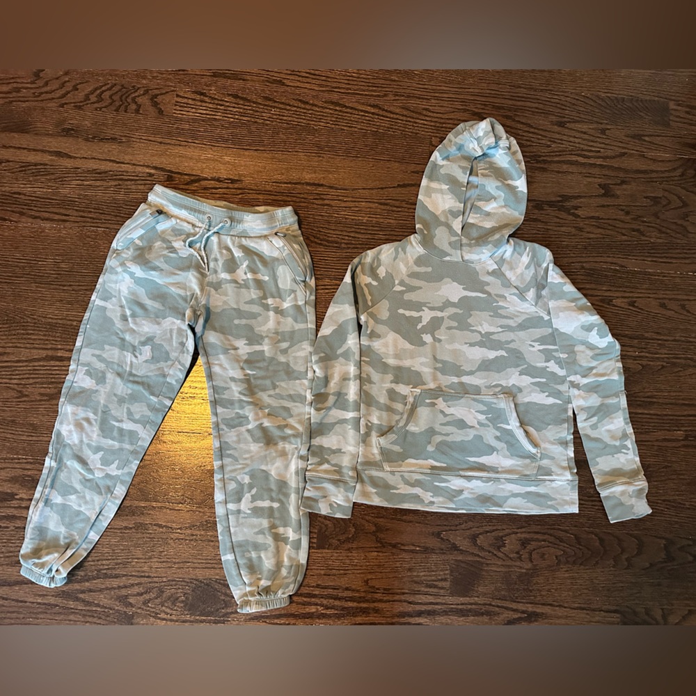 Athleta Girl Matching Jogger Hoodie in Green Camo Size M 8-10